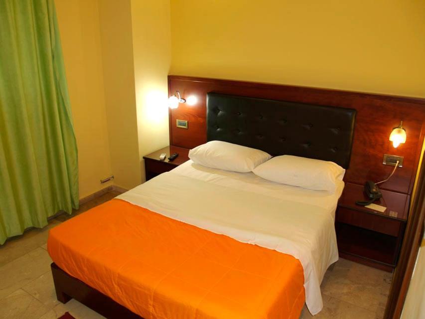 Hotel Filoxenia Hriszí Aktí Haniá Kültér fotó