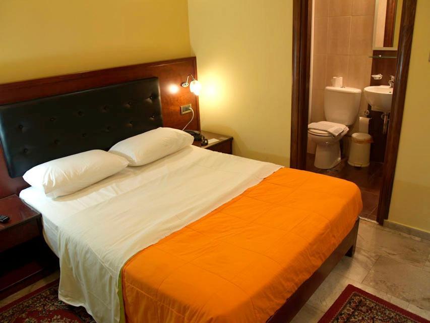 Hotel Filoxenia Hriszí Aktí Haniá Kültér fotó