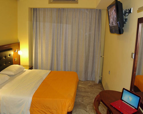 Hotel Filoxenia Hriszí Aktí Haniá Kültér fotó