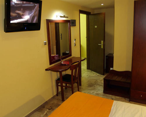 Hotel Filoxenia Hriszí Aktí Haniá Kültér fotó