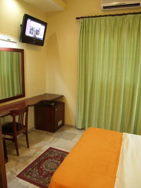 Hotel Filoxenia Hriszí Aktí Haniá Szoba fotó